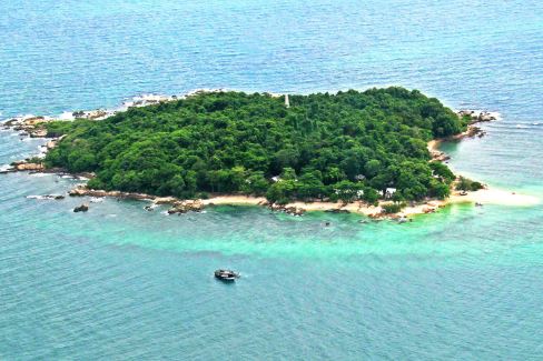 Vue aérienne sur l'île de Koh Munnork
