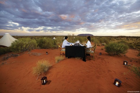 Longitude 131 is an upmarket tourism resort in central australia close to Ayers Rock or Uluru and KataJuta NP red centre Uluru NT