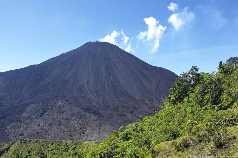 Volcan-Pacaya-SG-2-web