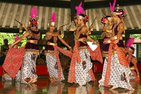 Danse traditionnelle à Java