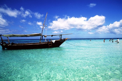 Bateau-c-Kenya-Tourist-Board-web