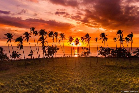 Coucher sur la côte ouest de Puerto Rico